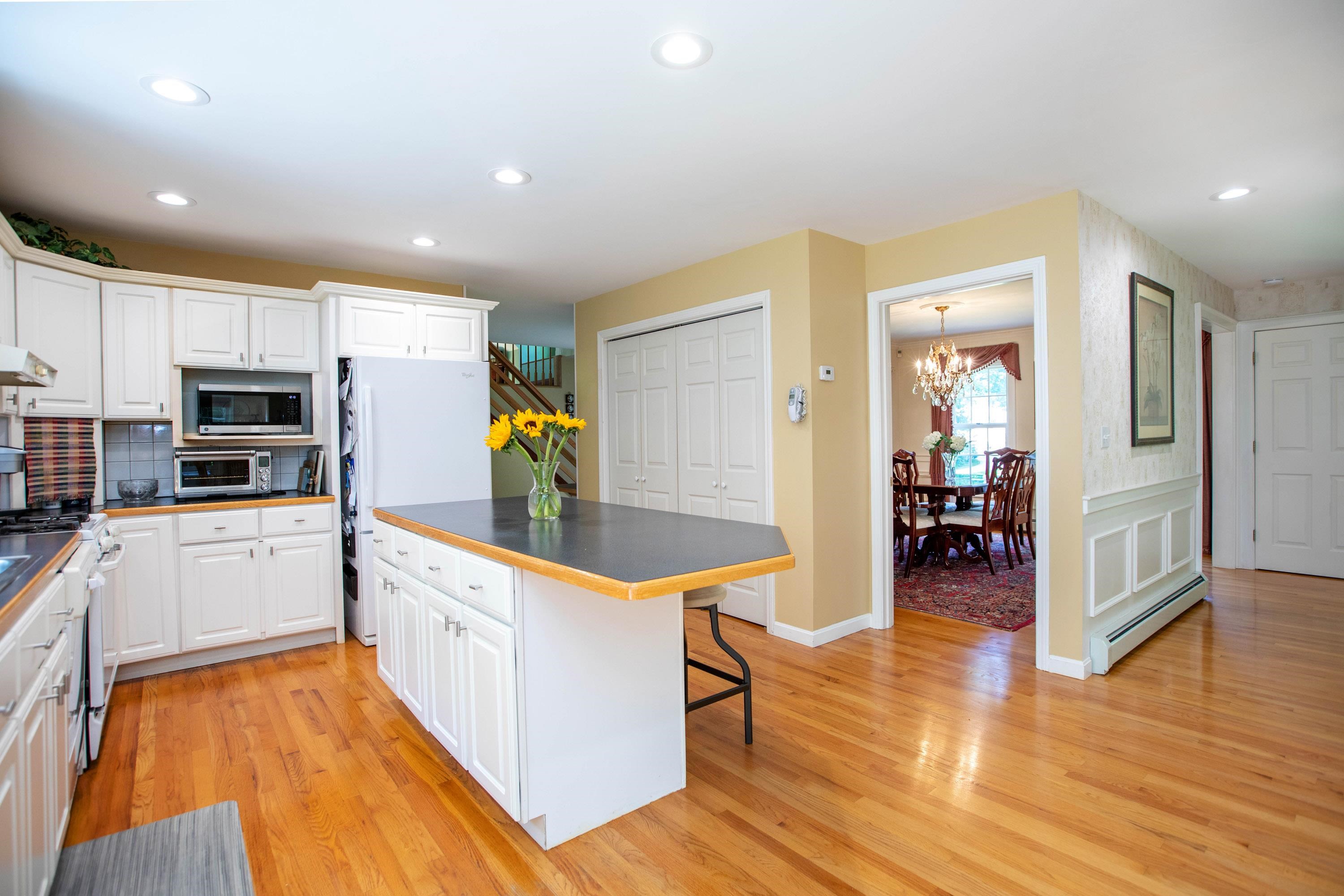 64 Gale Road Hampton, NH 03842 - Photo 8 of 41