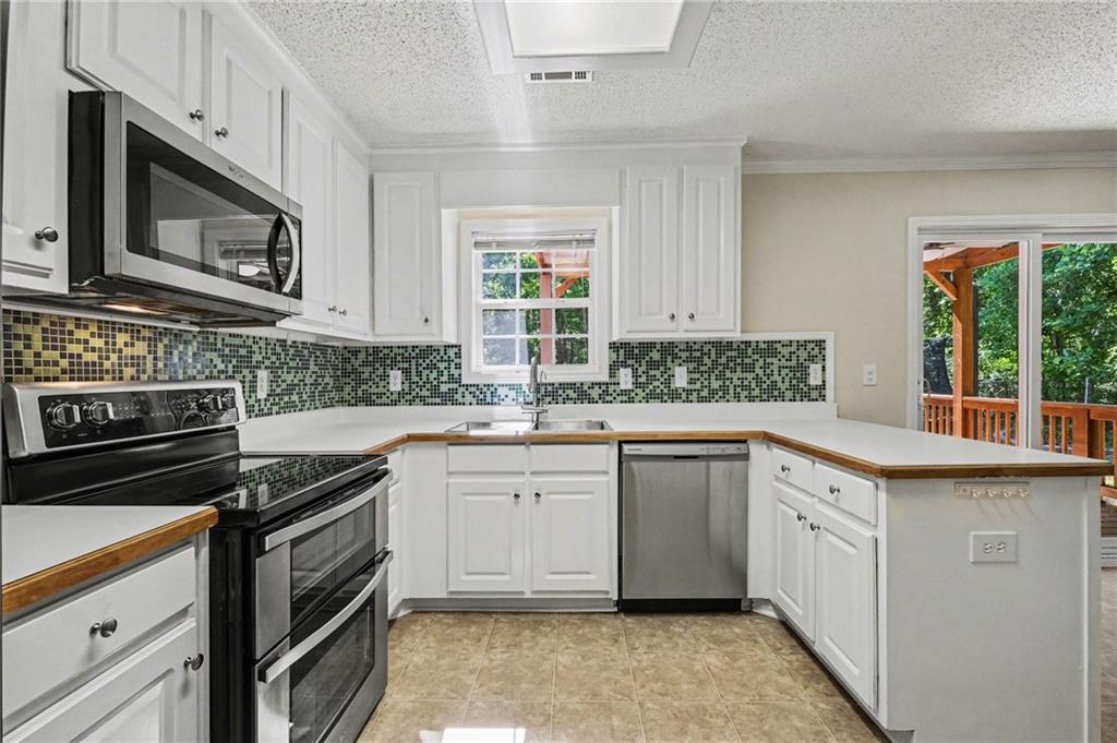 481 Raider Way Bethlehem, GA 30620 - Photo 9 of 43