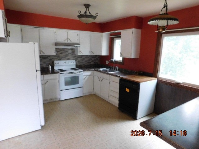 312 West Allen Street Rice Lake, WI 54868 - Photo 2 of 8 Gallery Image 2
