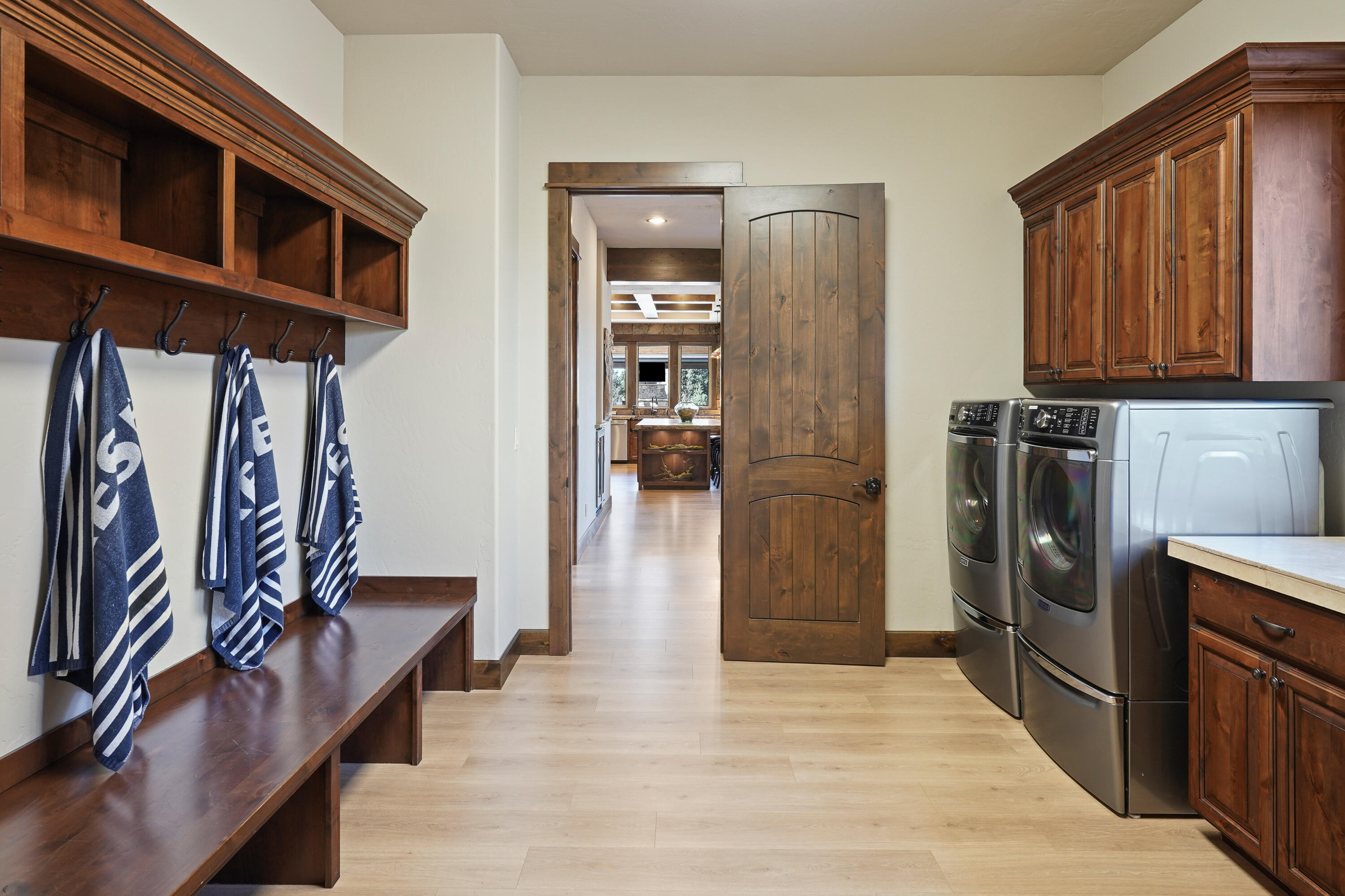 21230 Yeoman Road Bend, OR 97701 - Photo 26 of 57 DSC04219