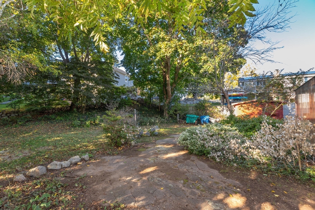 3 Ronna Road Gloucester, MA 01930 - Photo 20 of 22 Gallery Image 20