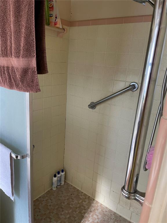 15318 Harbor Drive Madeira Beach, FL 33708 - Photo 32 of 54