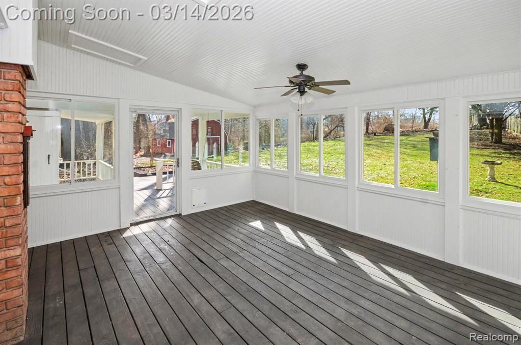 8841 Clark Road Clarkston, MI 48346 - Photo 10 of 22