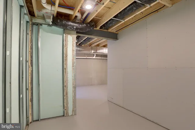 $2,300 | 45 North Penn Street, Palmyra, PA 17078