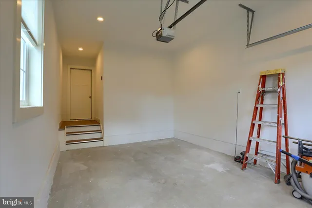 $2,300 | 45 North Penn Street, Palmyra, PA 17078