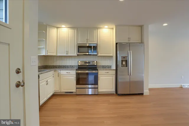 $2,300 | 45 North Penn Street, Palmyra, PA 17078