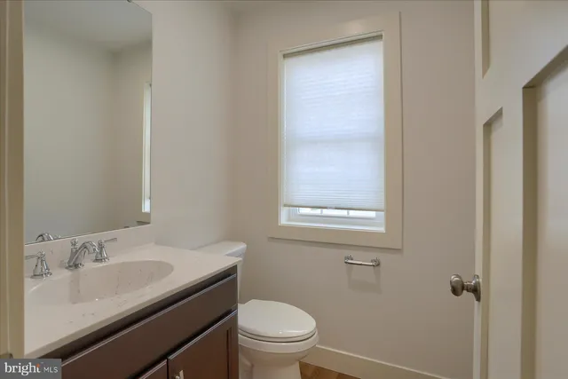 $2,300 | 45 North Penn Street, Palmyra, PA 17078