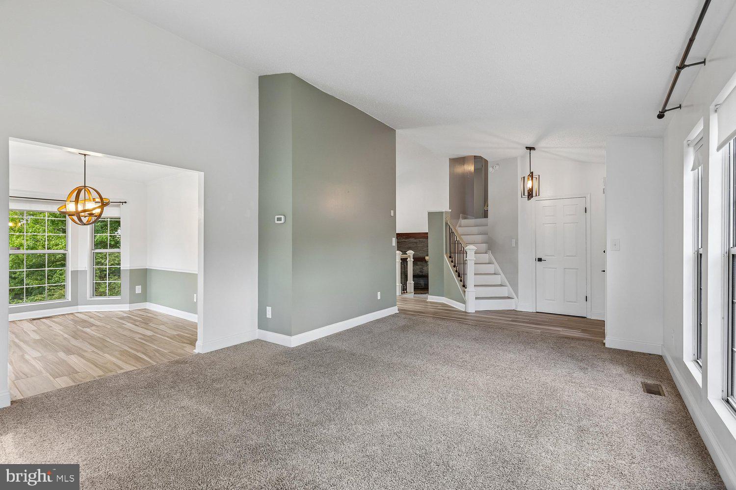 15764 Beau Ridge Drive Woodbridge, VA 22193 - Photo 6 of 58 Living Room