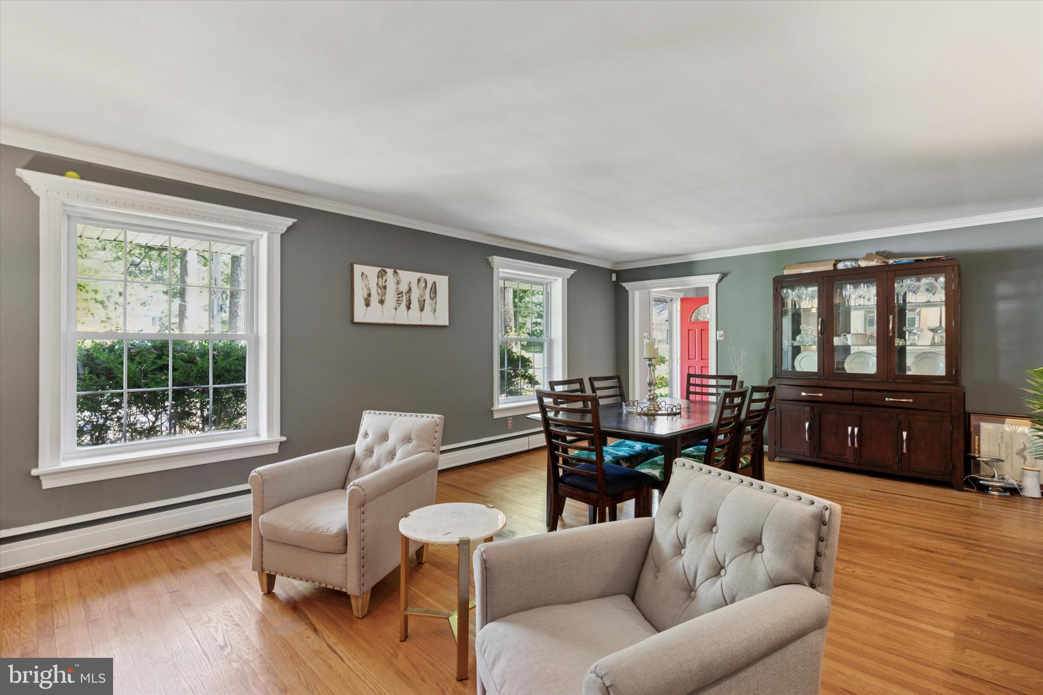 711 Custis Road Glenside, PA 19038 - Photo 4 of 53 a living room with furniture and a window