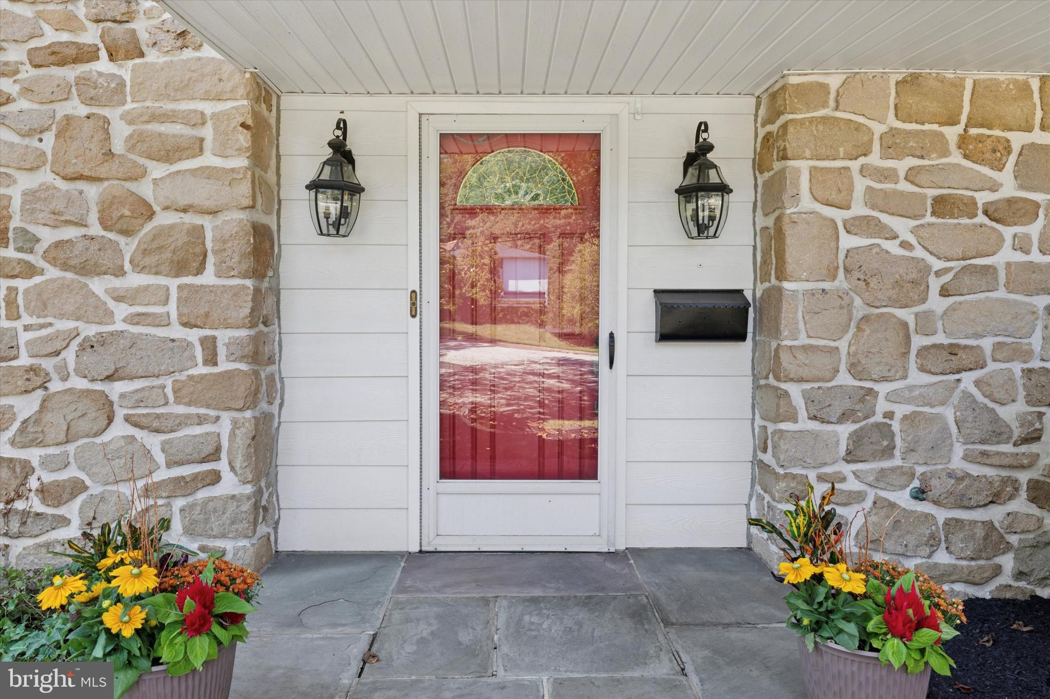 711 Custis Road Glenside, PA 19038 - Photo 44 of 53 a bathroom with a toilet and a shower
