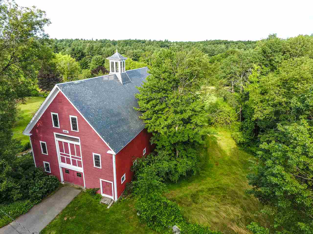 147 Nashua Road Bedford, NH 03110 - Photo 3 of 35 Gallery Image 3