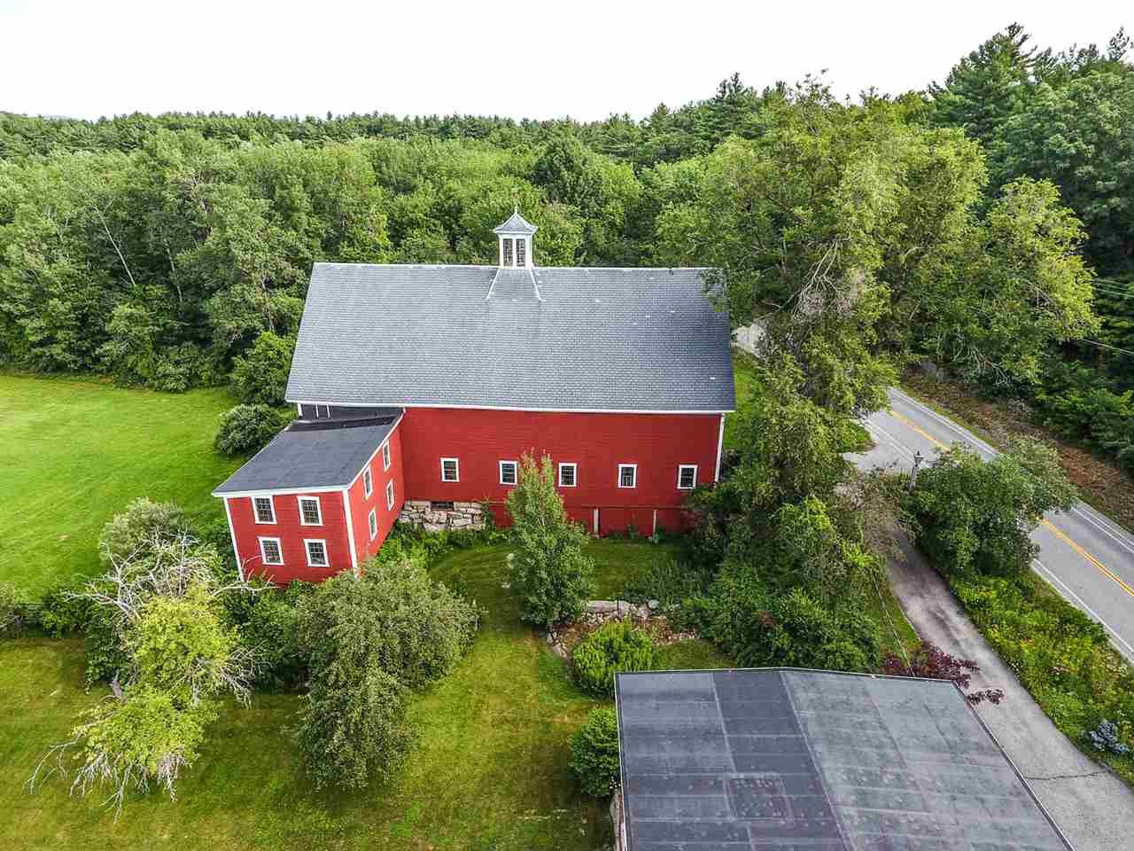 147 Nashua Road Bedford, NH 03110 - Photo 4 of 35 Gallery Image 4