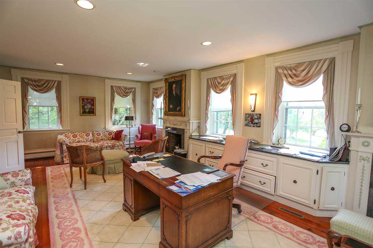 147 Nashua Road Bedford, NH 03110 - Photo 5 of 35 Gallery Image 5
