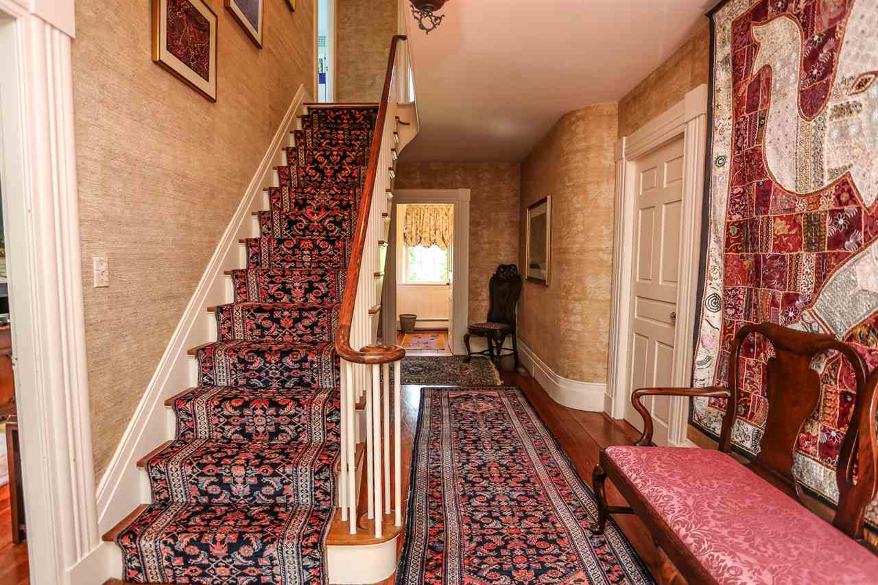147 Nashua Road Bedford, NH 03110 - Photo 7 of 35 Gallery Image 7