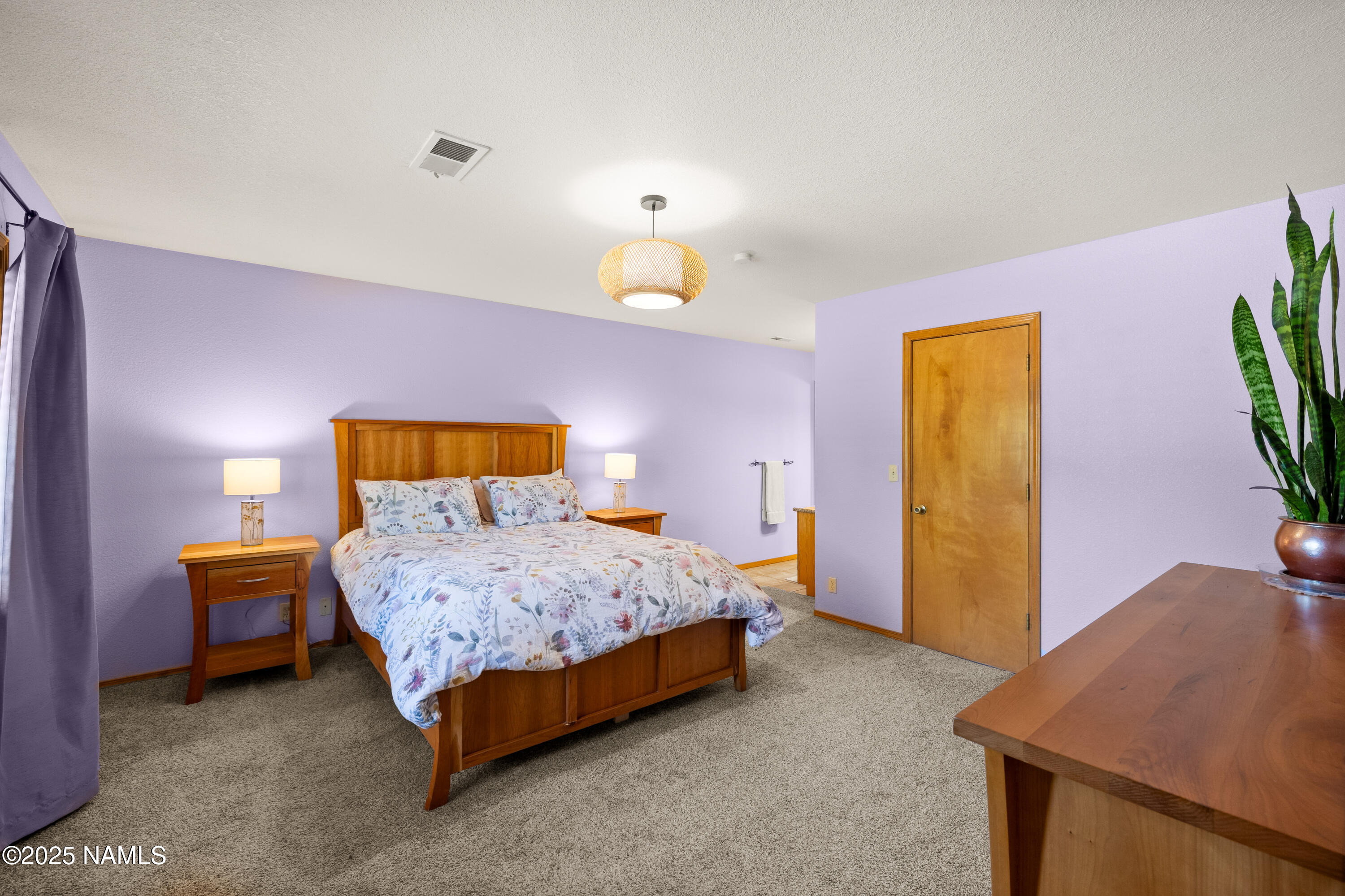 9655 Pioneer Valley Road Flagstaff, AZ 86004 - Photo 11 of 51 Primary Suite