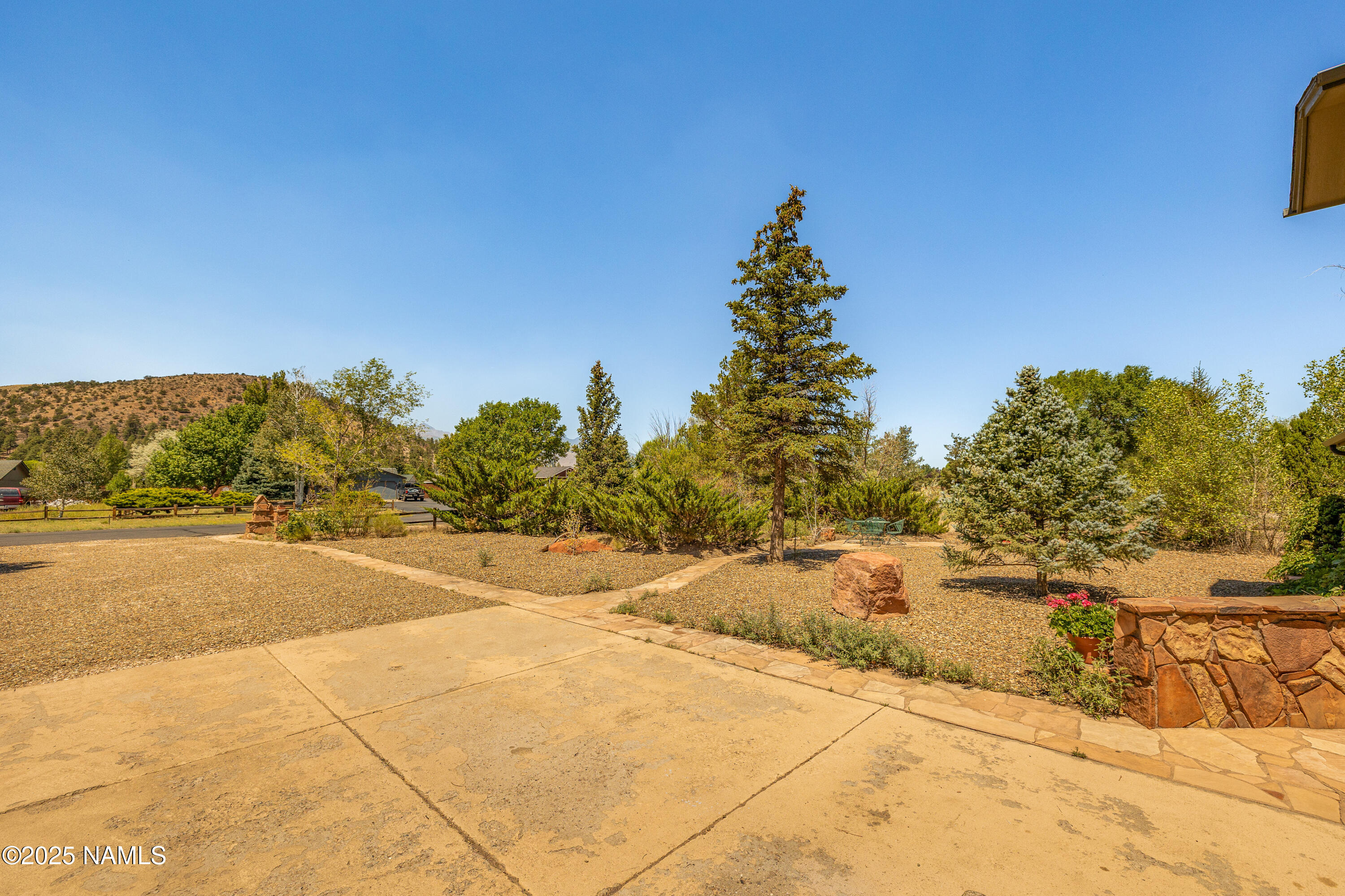 9655 Pioneer Valley Road Flagstaff, AZ 86004 - Photo 31 of 51 Front Yard