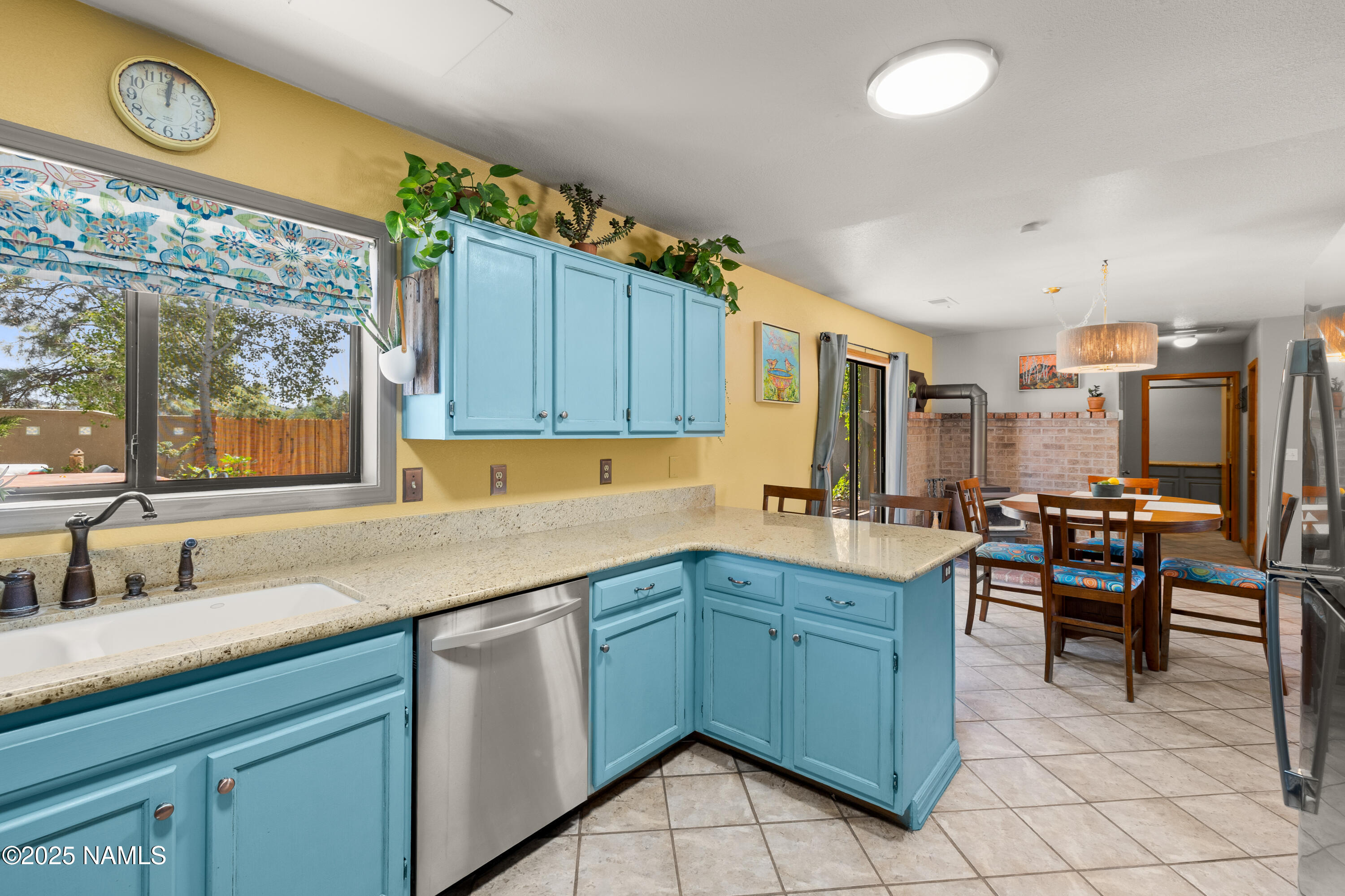 9655 Pioneer Valley Road Flagstaff, AZ 86004 - Photo 10 of 51 Kitchen