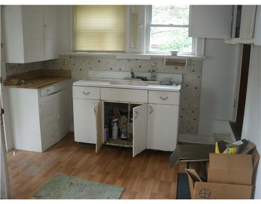 854 Rogers Drive Springfield, OH 45503 - Photo 3 of 6