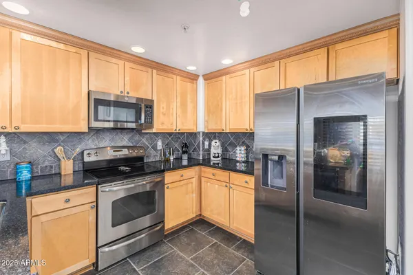 $456,000 | 21320 North 56th Street, Unit 2057, Phoenix, AZ 85054