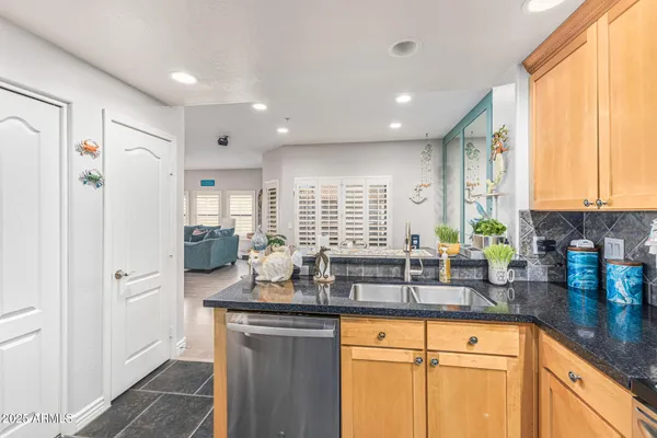 $456,000 | 21320 North 56th Street, Unit 2057, Phoenix, AZ 85054