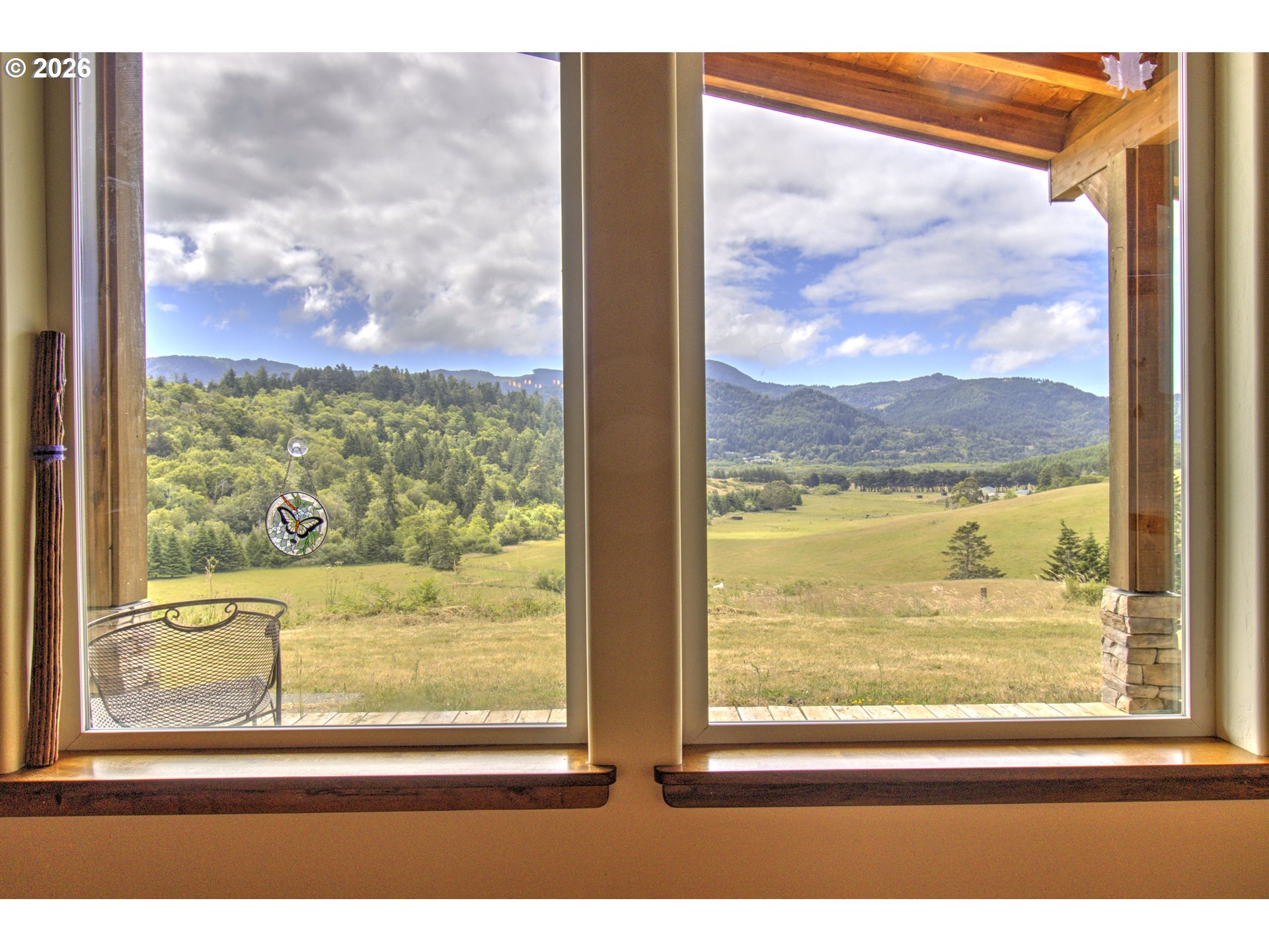 94621 North Bank Rogue River Road Gold Beach, OR 97444 - Photo 11 of 38 View