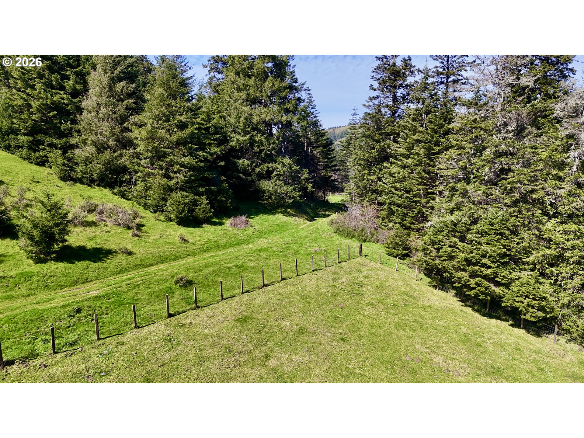 94621 North Bank Rogue River Road Gold Beach, OR 97444 - Photo 29 of 38 Acreage