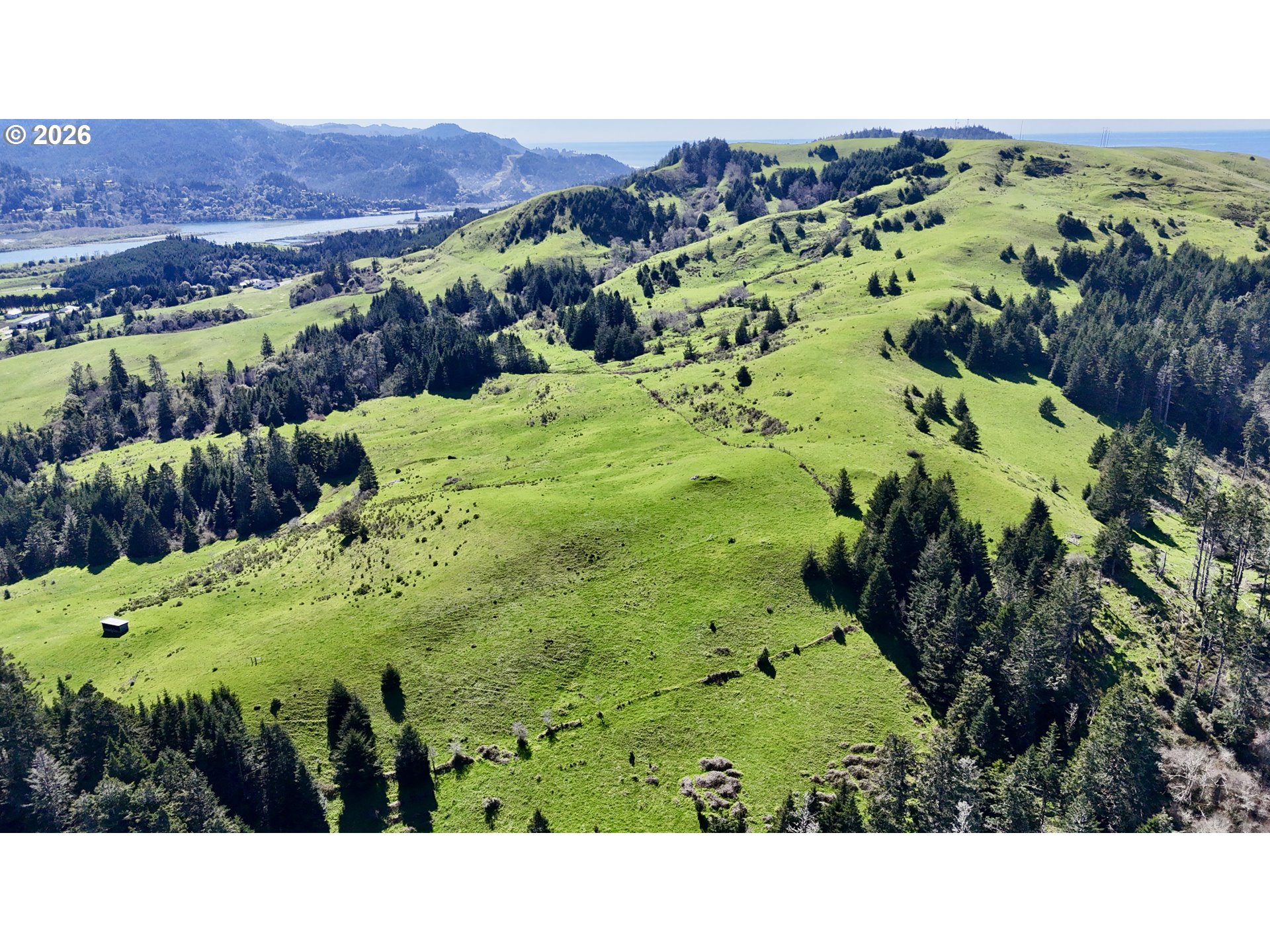 94621 North Bank Rogue River Road Gold Beach, OR 97444 - Photo 32 of 38 Acreage