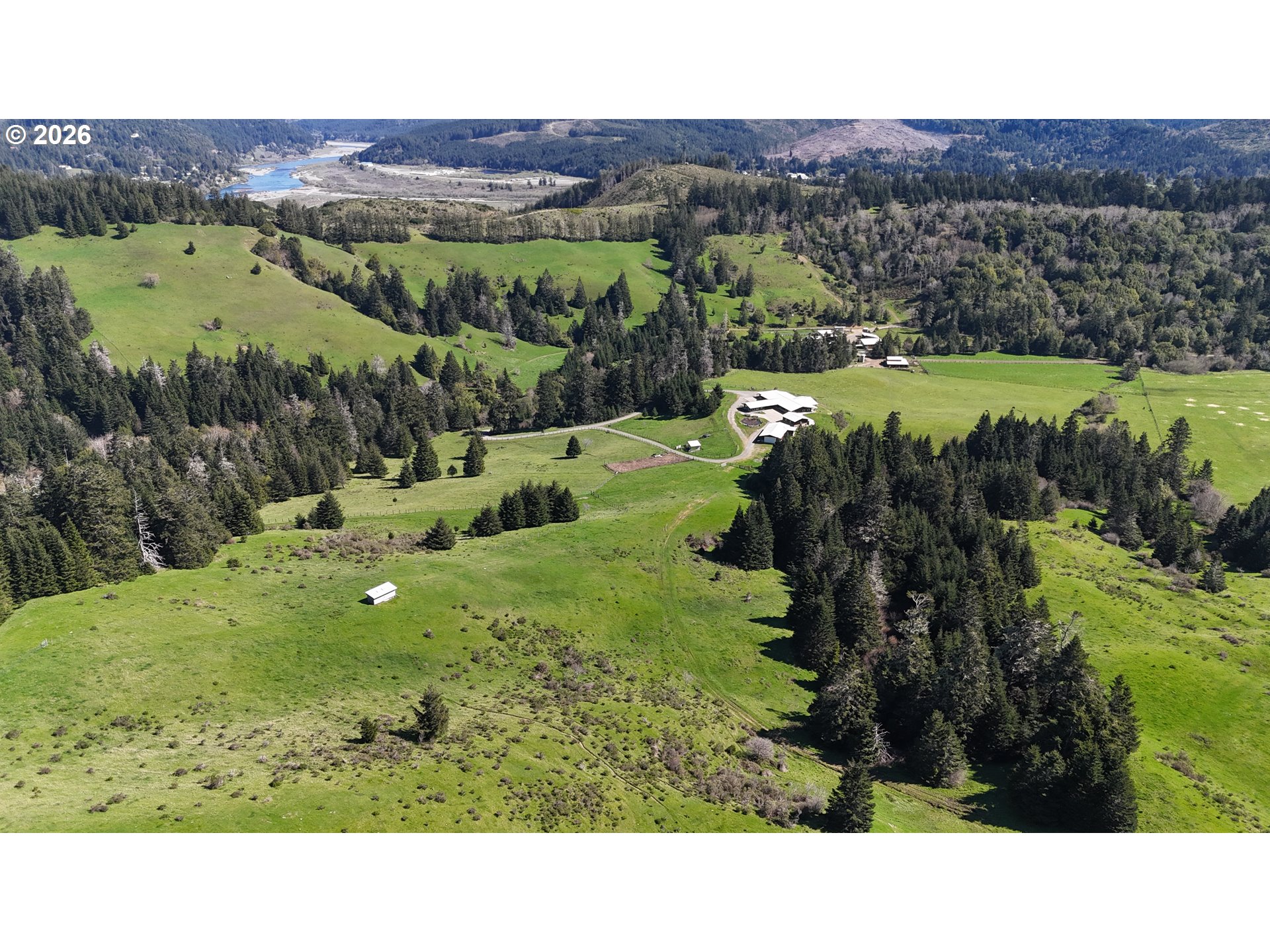 94621 North Bank Rogue River Road Gold Beach, OR 97444 - Photo 35 of 38