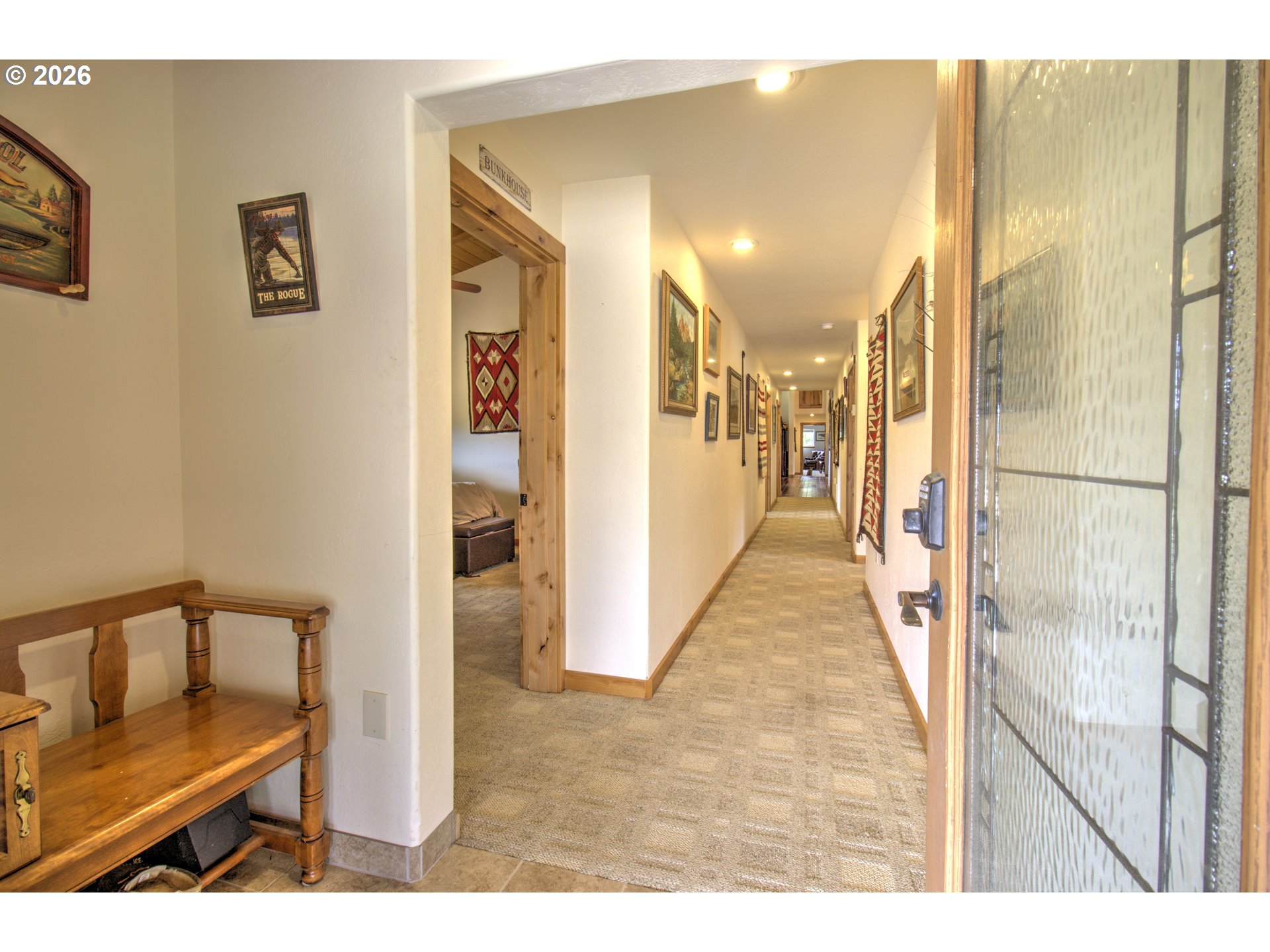 94621 North Bank Rogue River Road Gold Beach, OR 97444 - Photo 6 of 38 Entrance/Foyer