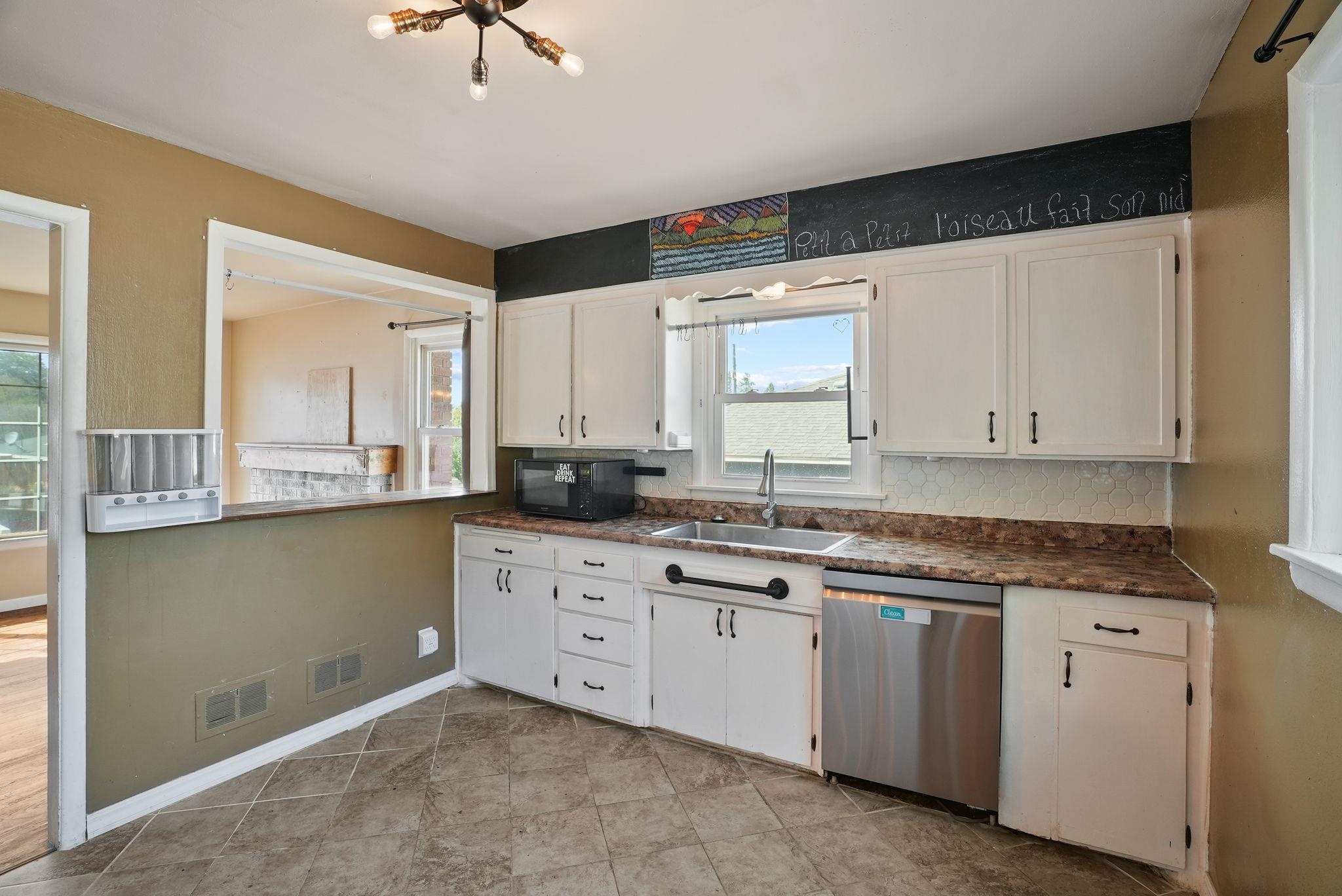 2809 South Ray Street Spokane, WA 99223 - Photo 9 of 30