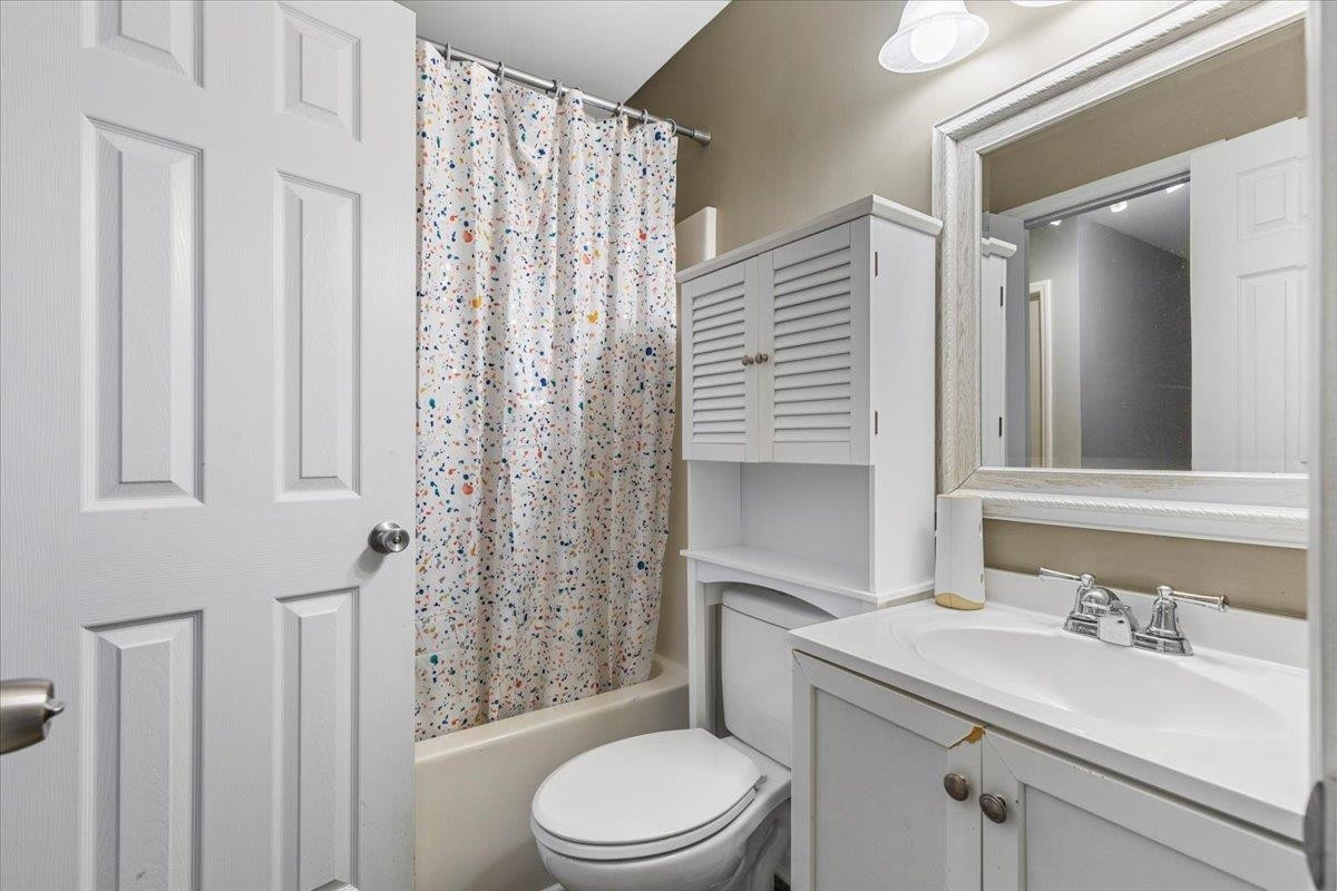 5507 Bringle Court Raleigh, NC 27610 - Photo 24 of 34 Upstairs Full Bath