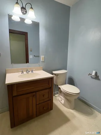 $1,230 | 173 Leesville Road, Unit B, East Haddam, CT 06469