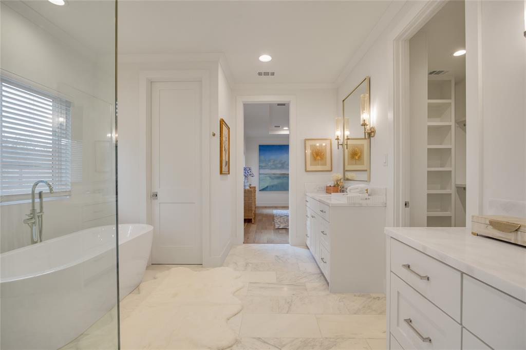 5552 Longview Street Dallas, TX 75206 - Photo 26 of 36 Gallery Image 26