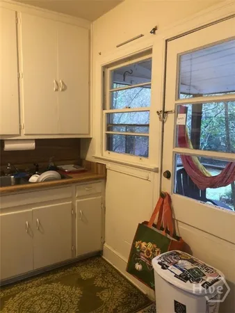 $2,000 | 475 Woodlawn Avenue, Athens, GA 30606