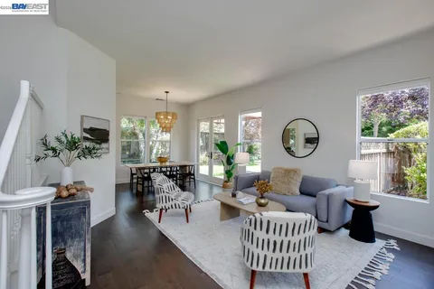 $2,095,000 | 367 Creedon Circle, Alameda, CA 94502