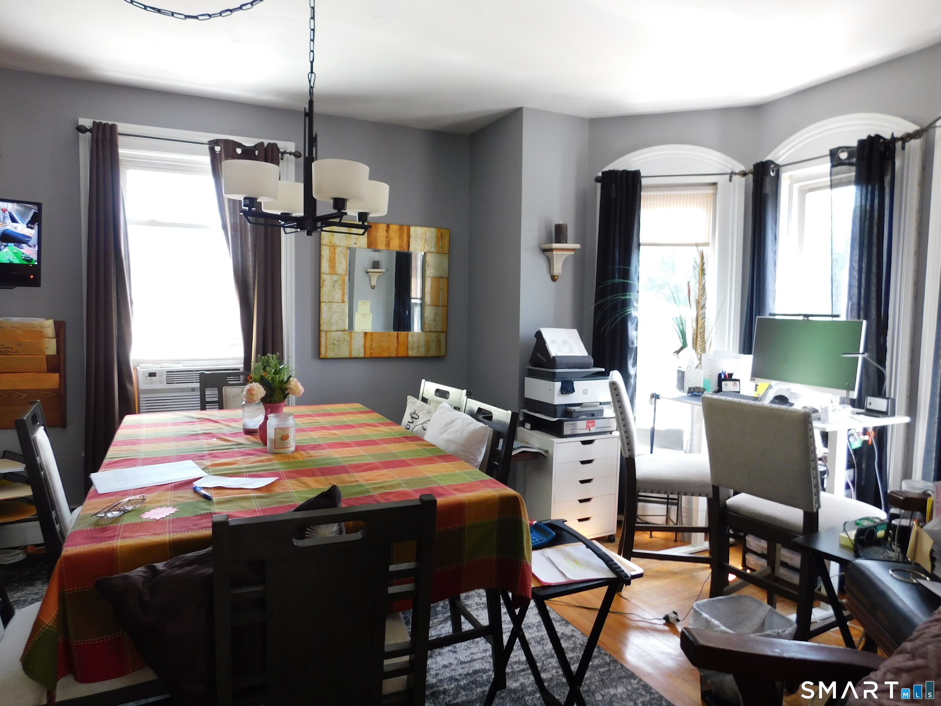 451 Circular Avenue, Unit 2 Hamden, CT 06514 - Photo 4 of 16 Gallery Image 4