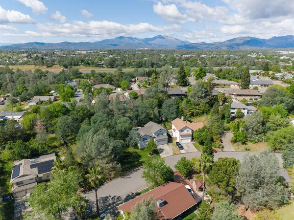 $429,000 | 6066 Terra Linda Way, Redding, CA 96003