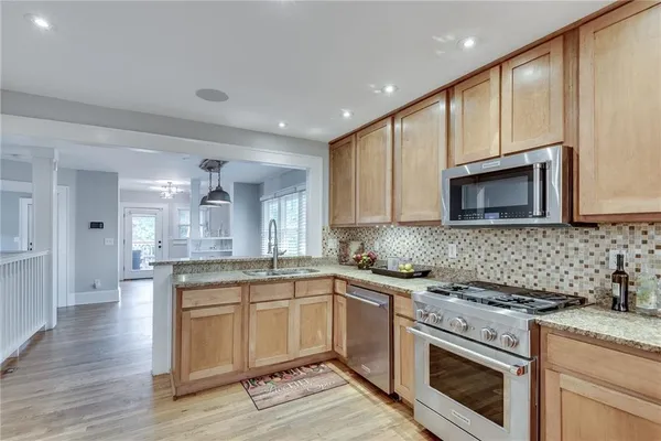 $3,995 | 953 Gilbert Street Southeast, Atlanta, GA 30316