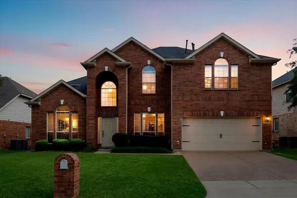 $569,999 | 306 Dover Heights Trail, Mansfield, TX 76063