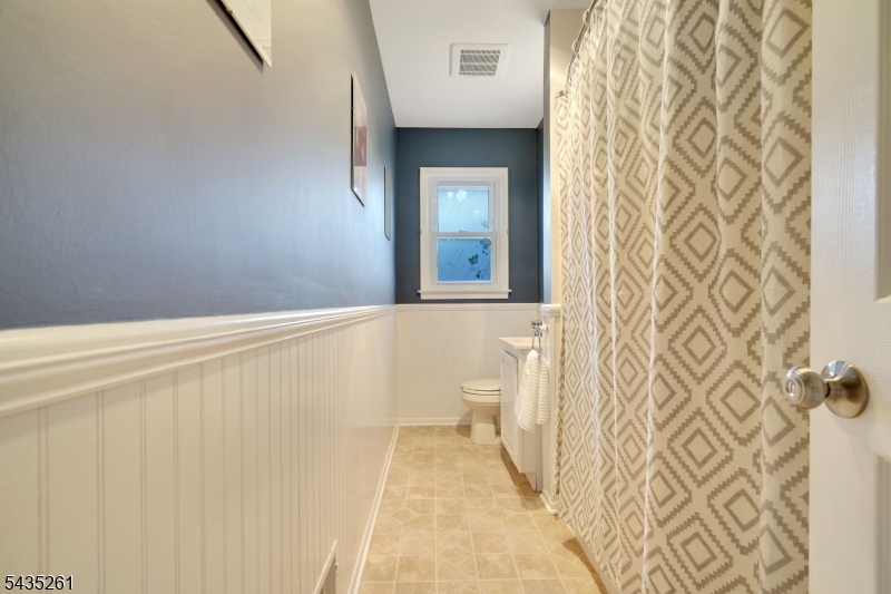 78 Vones Lane Raritan, NJ 08869 - Photo 10 of 15 Gallery Image 10