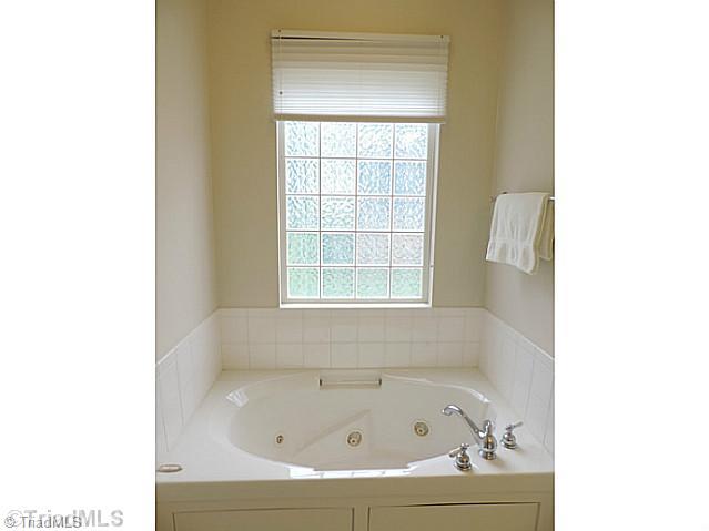 2358 Topaz Lane High Point, NC 27265 - Photo 9 of 16 Master Bath/Spa.