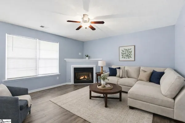 $375,000 | 213 Kingscreek Drive, Greer, SC 29650