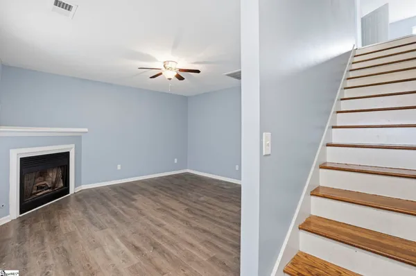 $375,000 | 213 Kingscreek Drive, Greer, SC 29650