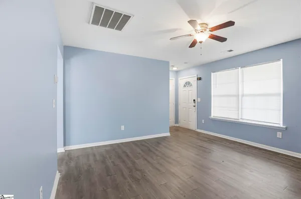 $375,000 | 213 Kingscreek Drive, Greer, SC 29650