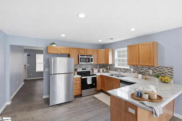 $375,000 | 213 Kingscreek Drive, Greer, SC 29650