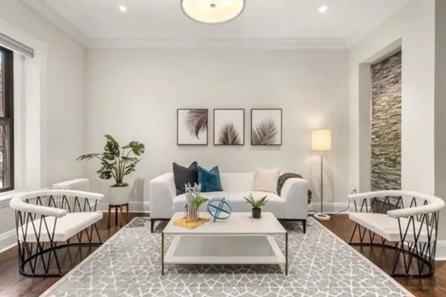 $4,700 | 382 Commonwealth Avenue, Unit 13, Boston, MA 02215