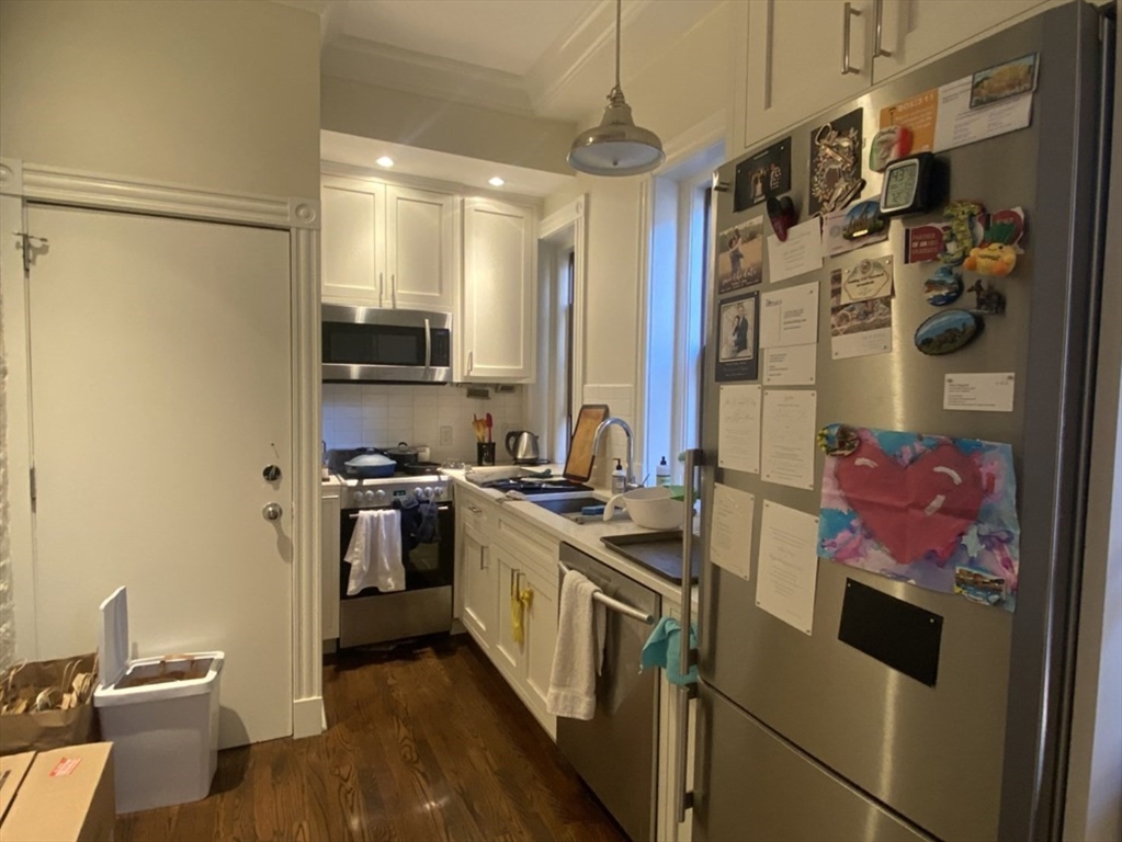 382 Commonwealth Avenue, Unit 13 Boston, MA 02215 - Photo 16 of 16