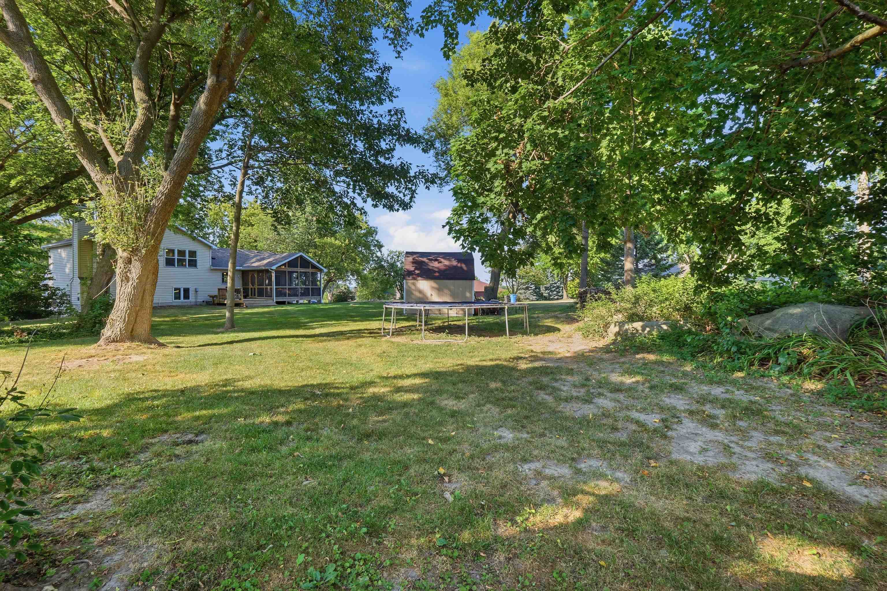 1619 Homestead Road Marshall, WI 53559 - Photo 34 of 40 Gallery Image 34