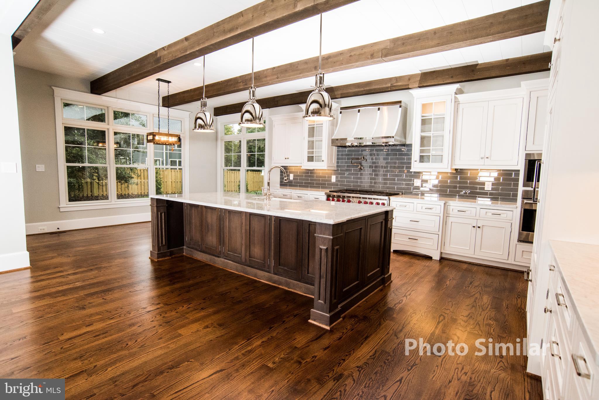 102 Kingsley Road Southeast Vienna, VA 22180 - Photo 6 of 20