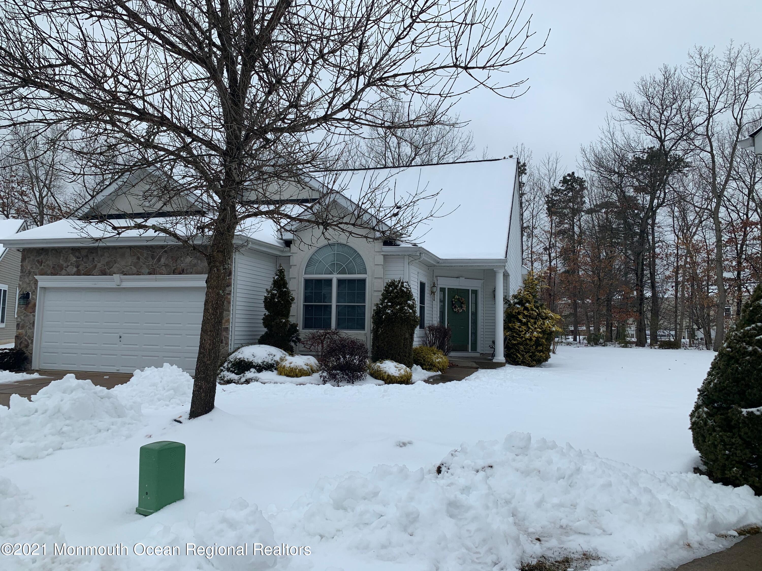 1 Congressional Road Jackson, NJ 08527 - Photo 2 of 45 IMG_1109